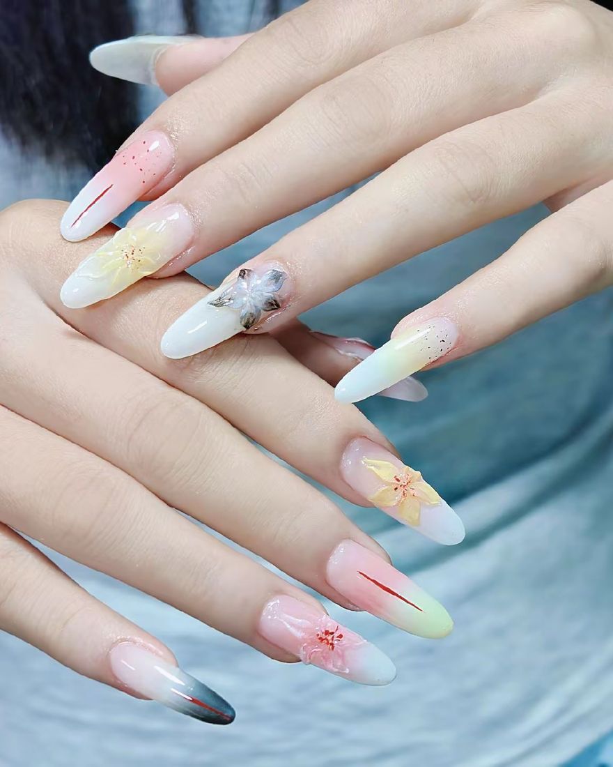 璃荔美甲作品 5